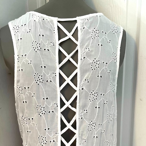 NWOT AMERICAN EAGLE EYELET BLOUSE Sz M - Picture 5 of 7